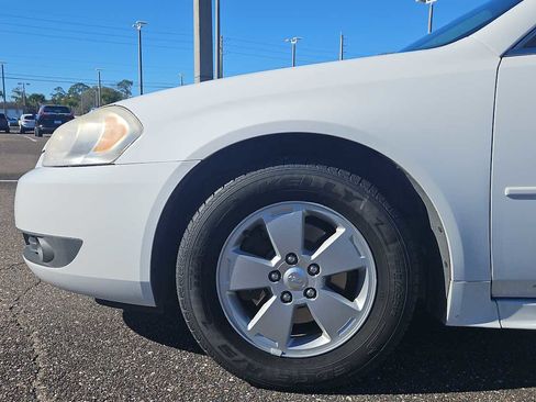 Used 2011 Chevrolet Impala LT image 18