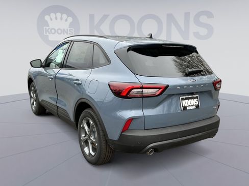 New 2025 Ford Escape ST-Line w/ Tech Pack #1 image 4
