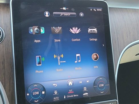 Used 2024 Mercedes-Benz C 300 Sedan image 19