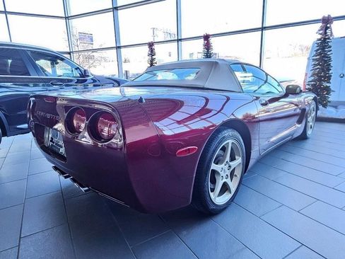Used 2003 Chevrolet Corvette Convertible w/ Preferred Equipment Group1 image 2