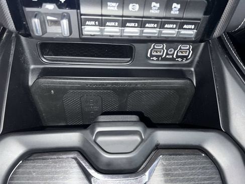 Used 2024 RAM 2500 Limited AWD/4WD image 36
