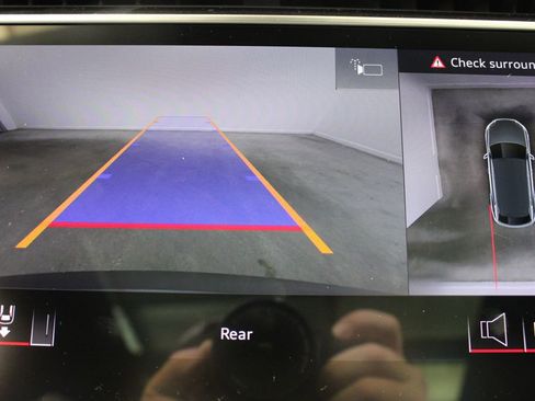 New 2026 Audi Q8 Premium Plus image 13