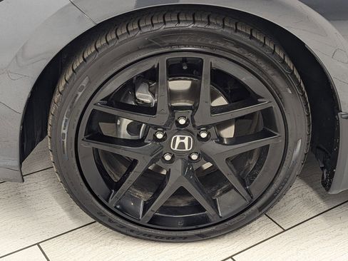 Certified 2025 Honda Civic Sport image 9