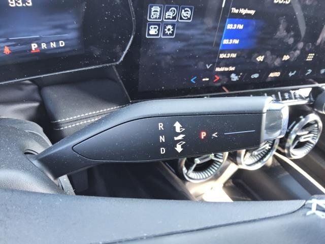 Used 2025 Chevrolet Blazer EV LT FWD image 3