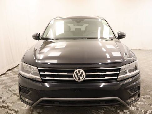 Used 2020 Volkswagen Tiguan SEL AWD/4WD image 4