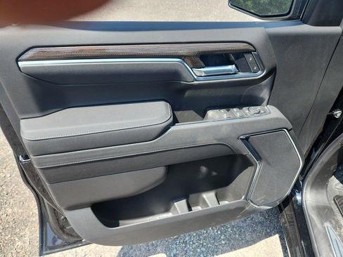 New 2025 Chevrolet Silverado 1500 LT w/ Z71 Off-Road Package image 12