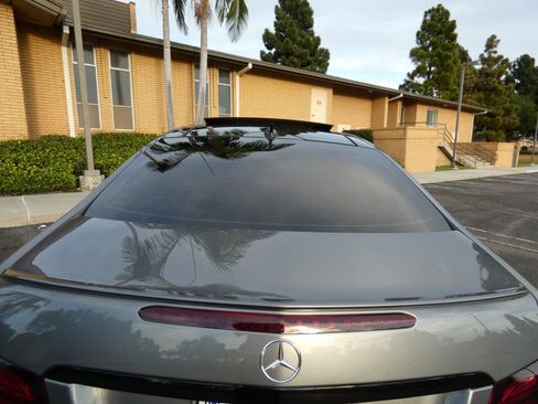 Used 2017 Mercedes-Benz E 400 Coupe image 10