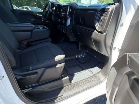 Used 2024 Chevrolet Silverado 2500 Custom w/ Custom Value Package AWD/4WD image 16