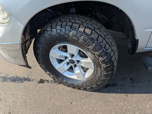 Used 2016 RAM 1500 Classic SLT image 15