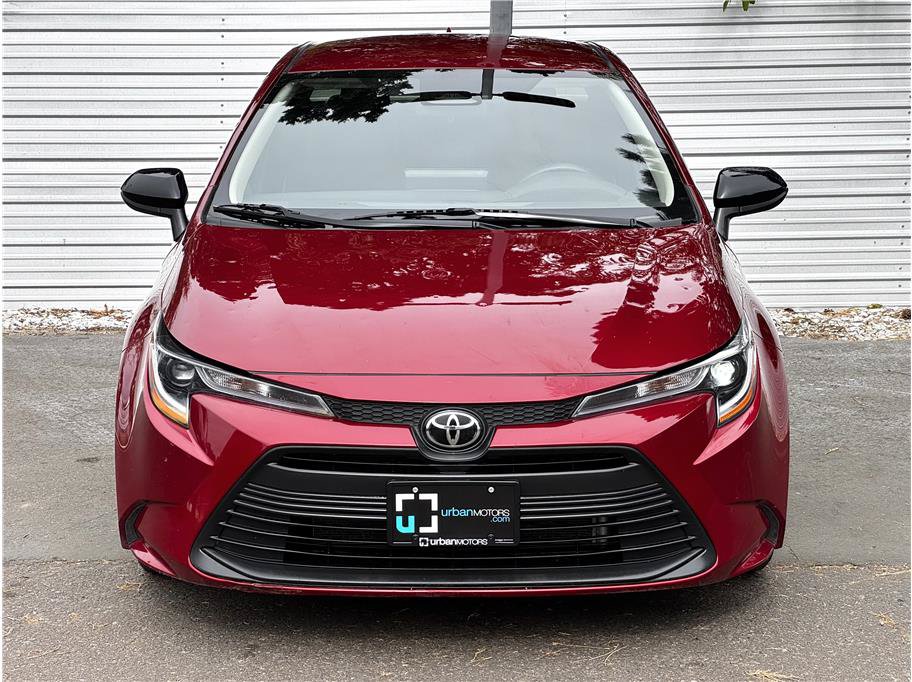 Used 2025 Toyota Corolla LE FWD image 7