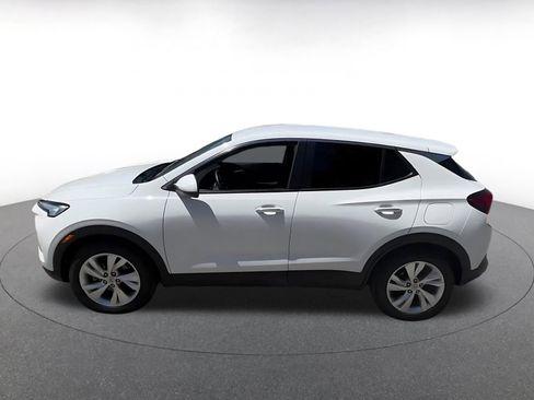 Used 2025 Buick Encore GX Preferred FWD image 9