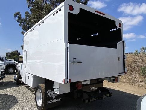 New 2023 RAM 5500 Tradesman RWD image 4