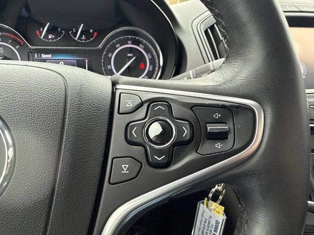 Used 2017 Buick Regal Sport Touring FWD image 16