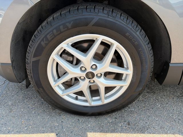 Used 2023 Ford Edge SEL w/ Convenience Package AWD/4WD image 13