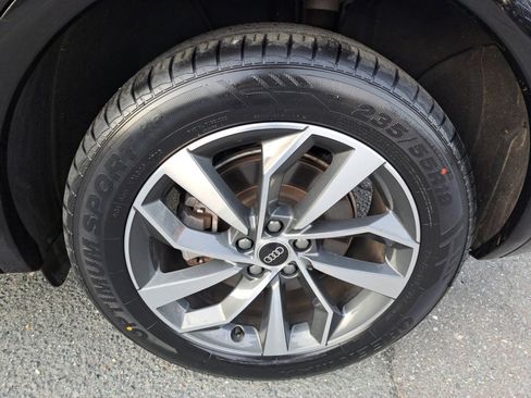 Used 2022 Audi Q5 2.0T Premium w/ Convenience Package image 21