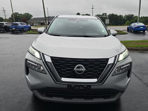 Used 2023 Nissan Rogue SV AWD/4WD image 8