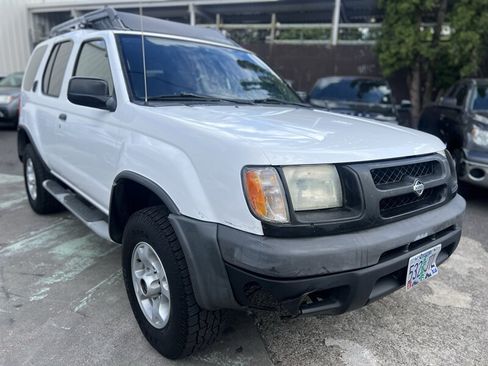 Used 2000 Nissan Xterra XE AWD/4WD image 7