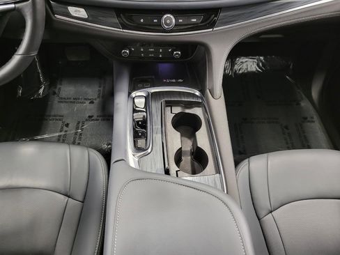 Certified 2023 Buick Enclave Essence w/ Experience Buick Package image 17