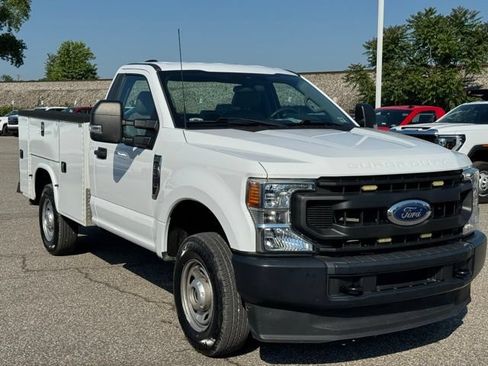 Used 2022 Ford F250 XL w/ Power Equipment Group AWD/4WD image 8