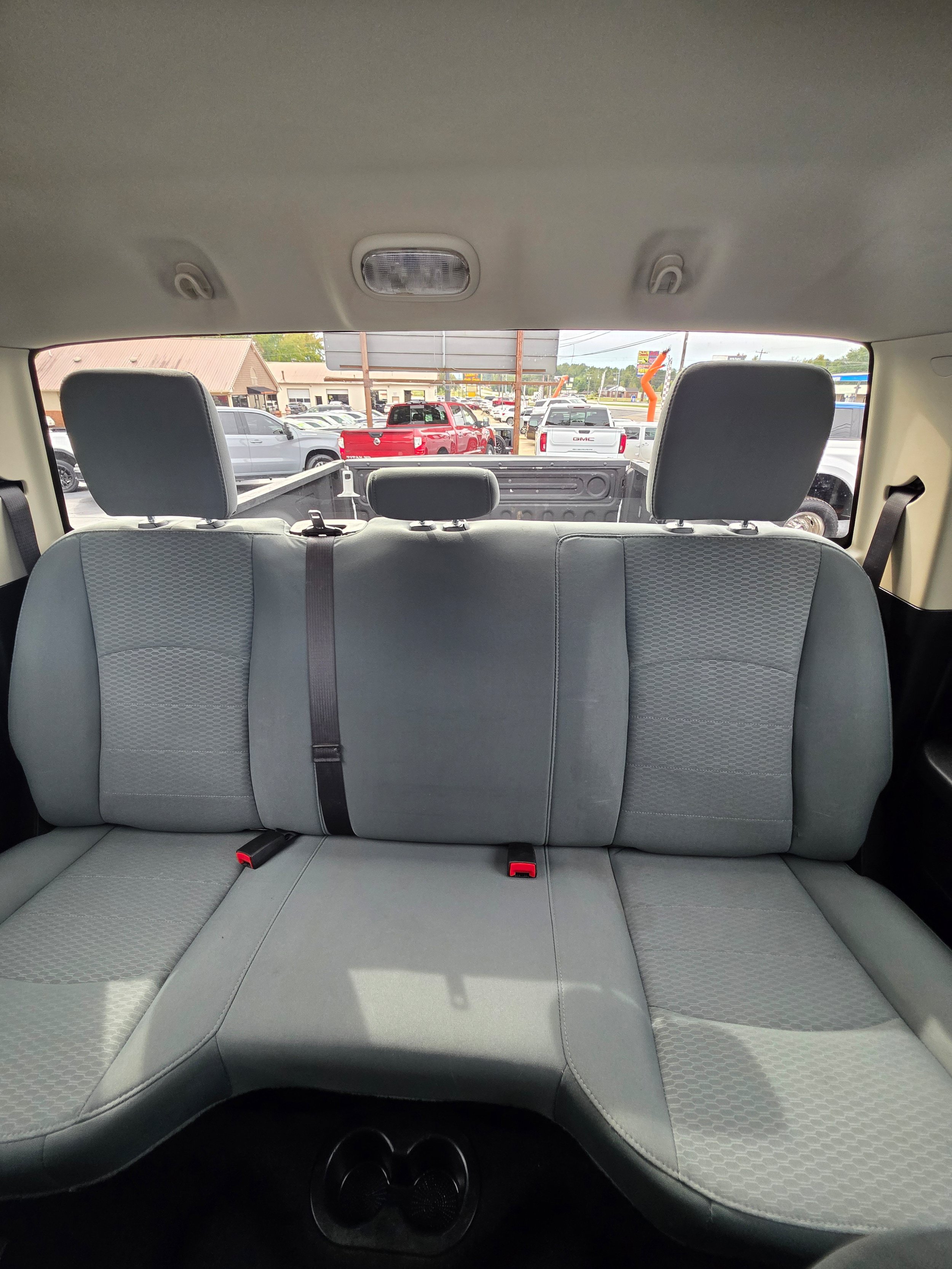 Used 2018 RAM 2500 Tradesman w/ Chrome Appearance Group AWD/4WD image 27