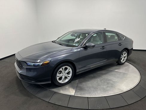 Certified 2023 Honda Accord LX image 4