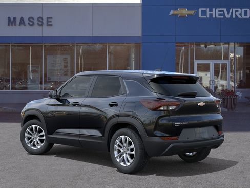 New 2026 Chevrolet TrailBlazer LS w/ LS Convenience Package AWD/4WD image 3