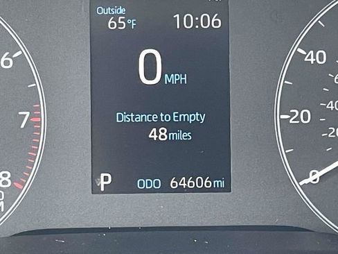 Used 2023 Toyota Corolla LE image 22