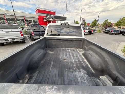 Used 2017 RAM 3500 Laramie w/ Convenience Group AWD/4WD image 10