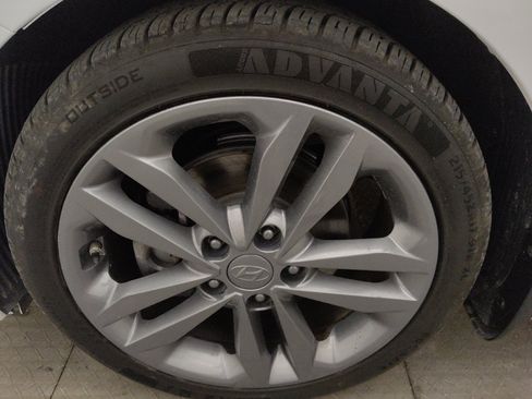 Used 2016 Hyundai Elantra GT w/ Option Group 03 FWD image 31