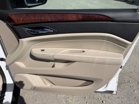 Used 2010 Cadillac SRX Performance image 19