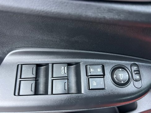 Used 2018 Honda Fit Sport image 24