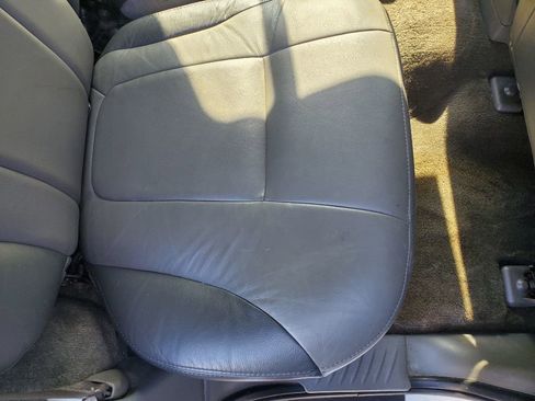 Used 2002 Chevrolet TrailBlazer LTZ image 33