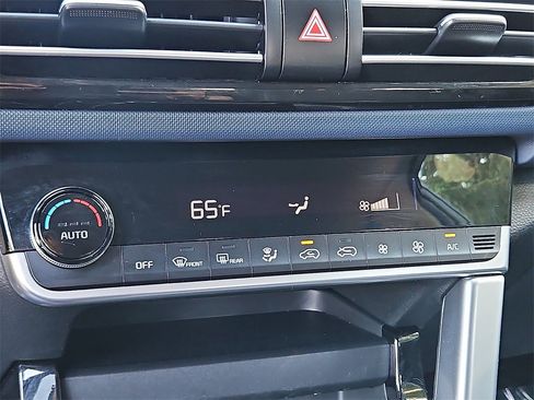 Certified 2022 Kia Seltos S image 16