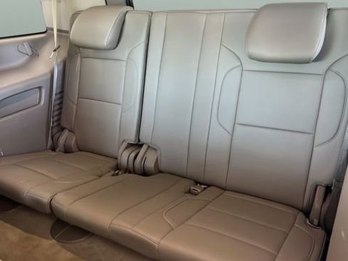 Used 2015 GMC Yukon SLT AWD/4WD image 18