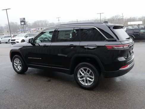 New 2025 Jeep Grand Cherokee Laredo X w/ Luxury Tech Group I image 11