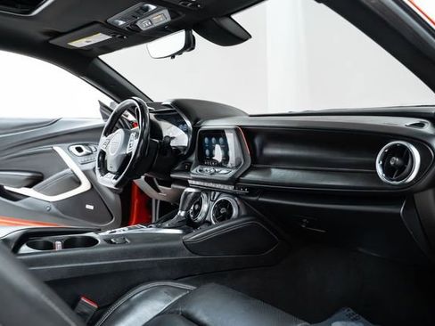 Used 2021 Chevrolet Camaro SS image 27
