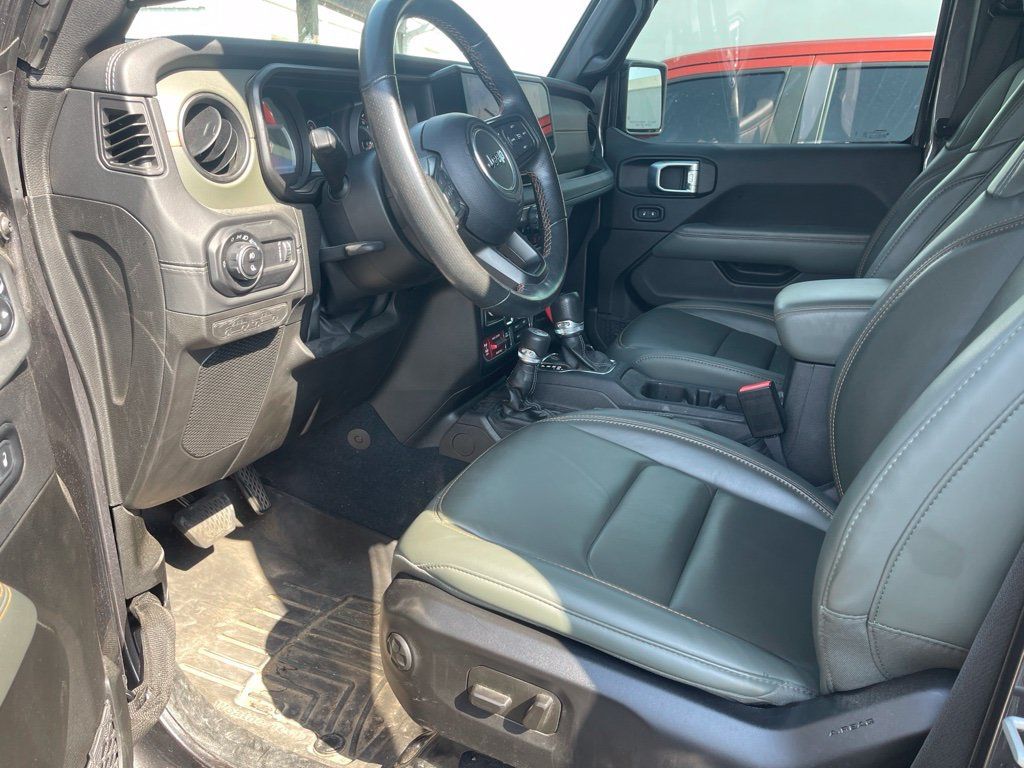 Used 2024 Jeep Gladiator Mojave AWD/4WD image 8
