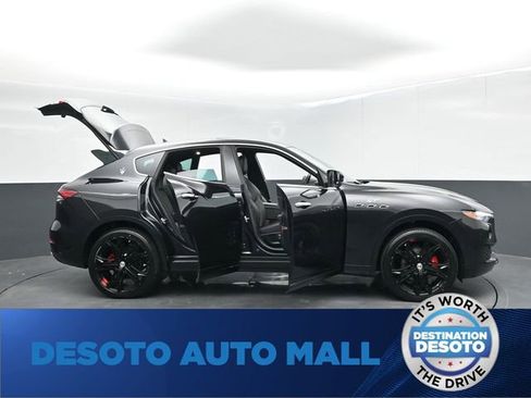 Used 2023 Maserati Levante GT AWD/4WD image 69