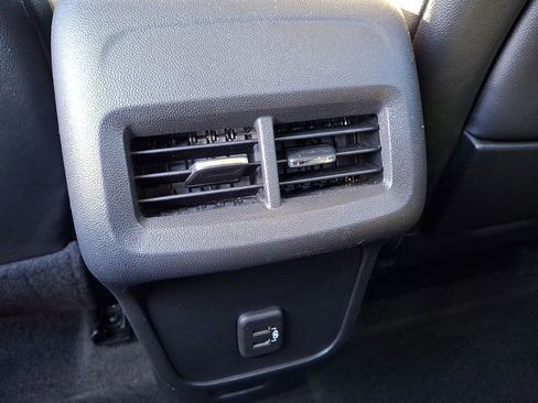 Certified 2023 GMC Terrain SLT w/ Infotainment Package II image 21