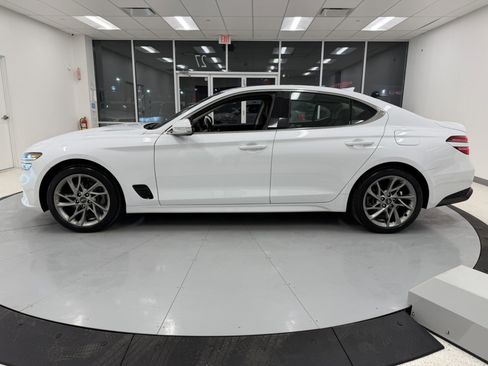 Used 2022 Genesis G70 2.0T image 63