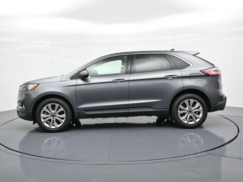 Used 2024 Ford Edge Titanium AWD/4WD image 9