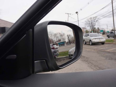 Used 2020 Nissan Rogue SV image 29