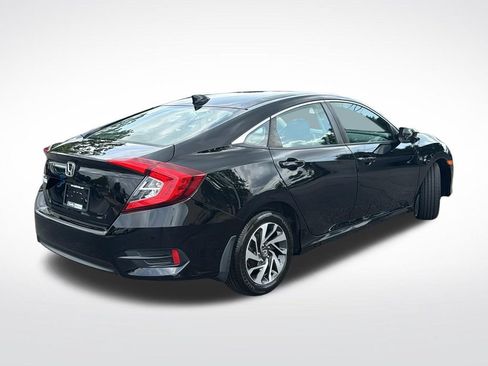 Used 2018 Honda Civic EX image 7