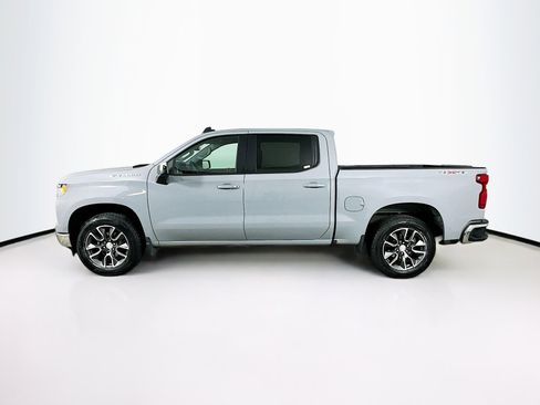 Used 2024 Chevrolet Silverado 1500 LT image 4