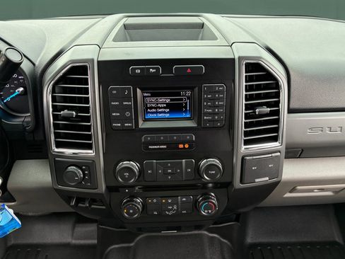 Used 2018 Ford F250 XLT image 21