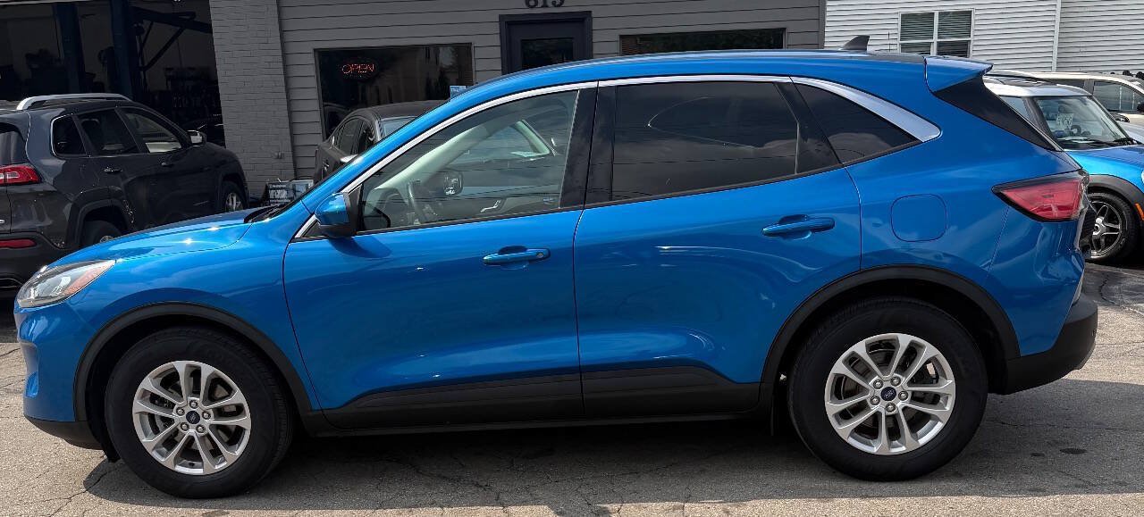 Used 2021 Ford Escape SE w/ Cold Weather Package FWD image 15