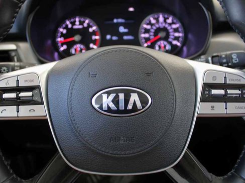 Used 2020 Kia Telluride S FWD image 17
