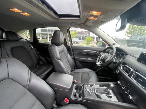 Used 2019 MAZDA CX-5 Touring AWD/4WD image 4