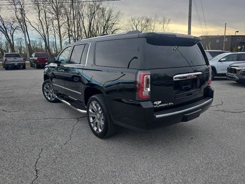 Used 2016 GMC Yukon XL Denali w/ Open Road Package image 8