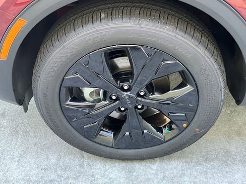 New 2025 Kia Sportage X-Line w/ Premium Package image 12